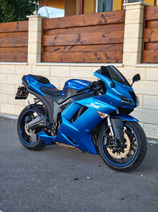 Kawasaki zx6r 2008 top