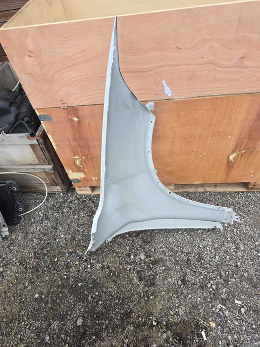 Ляв калник за BMW X1 E84 - Бял