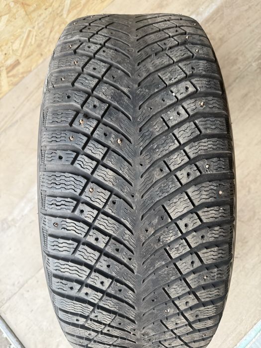 Продам зимние шины Michelin 275/55 R20