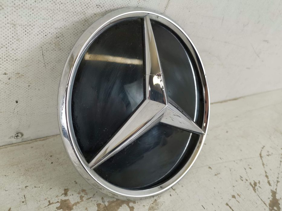 Емблема Решетка Централна Мерцедес-Бенц ГЛЕ-Клас / Mercedes-Benz GLE-C