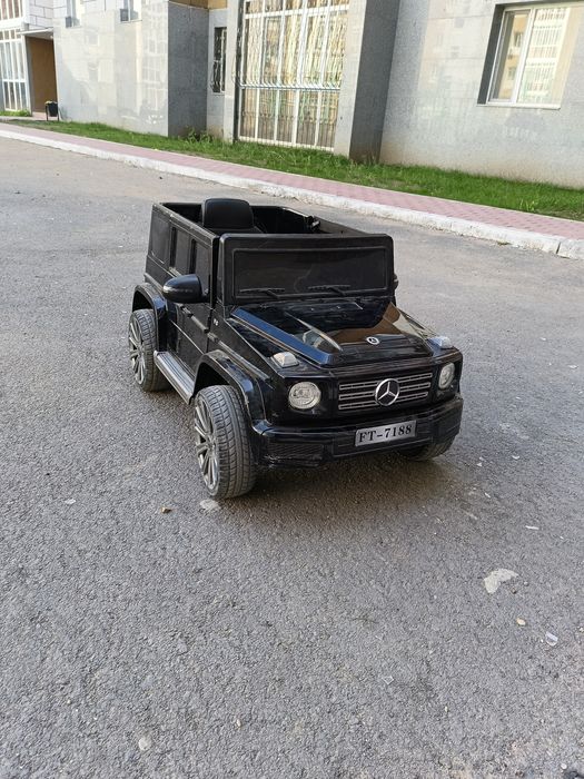 Продам машинку детский