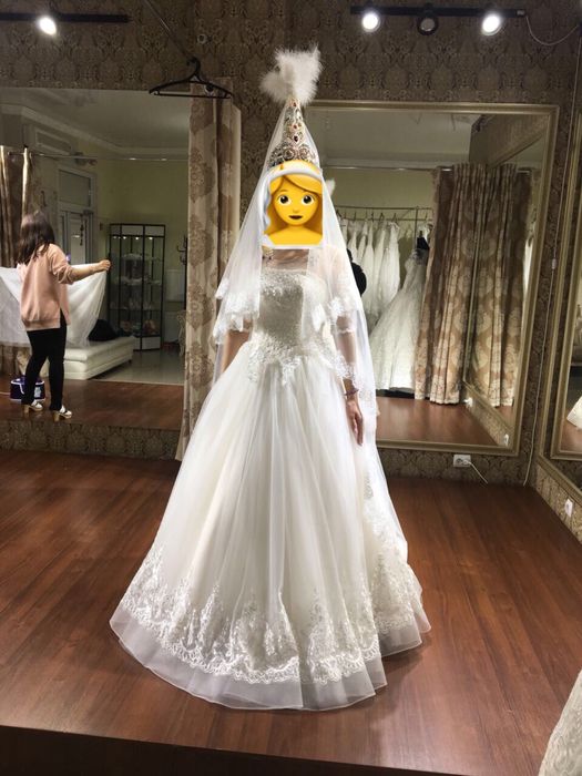 Свадебное платье