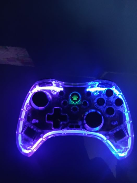 Controler  wireless cu leduri