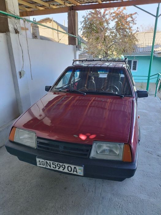 Лада зудлик билан сотилади