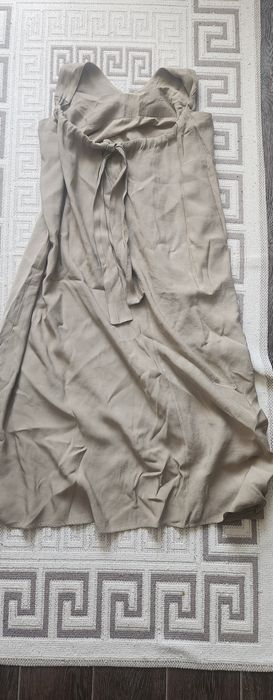 Платье          .