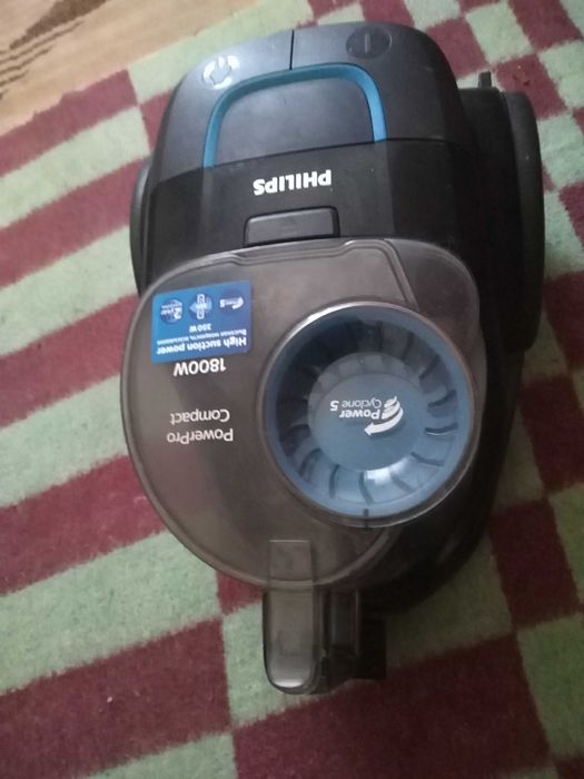 Продам пылесос. Б/У