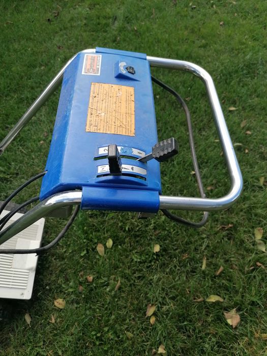 Masina de tuns  cu tractiune, Yamaha