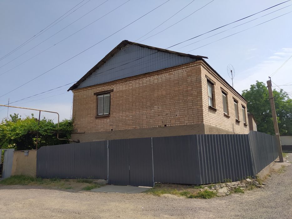 Большой 2 этажный дом