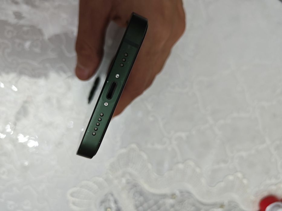 Iphone 13 128/green korobka dok
