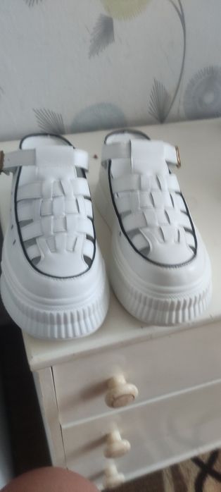 Чехли естествена кожа 36