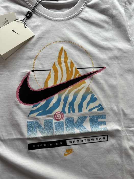Мъжка,памучна,бяла тениска Nike