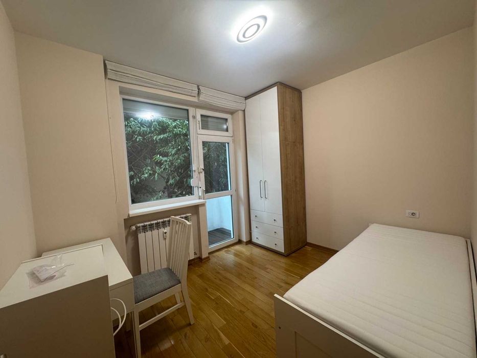 Дава се под наем Четиристаен апартамент в София, Оборище - 86 кв.м за 1240 € - Снимка #6