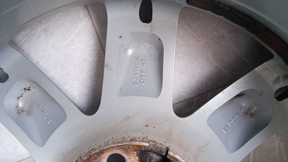 Шины с дисками на 18