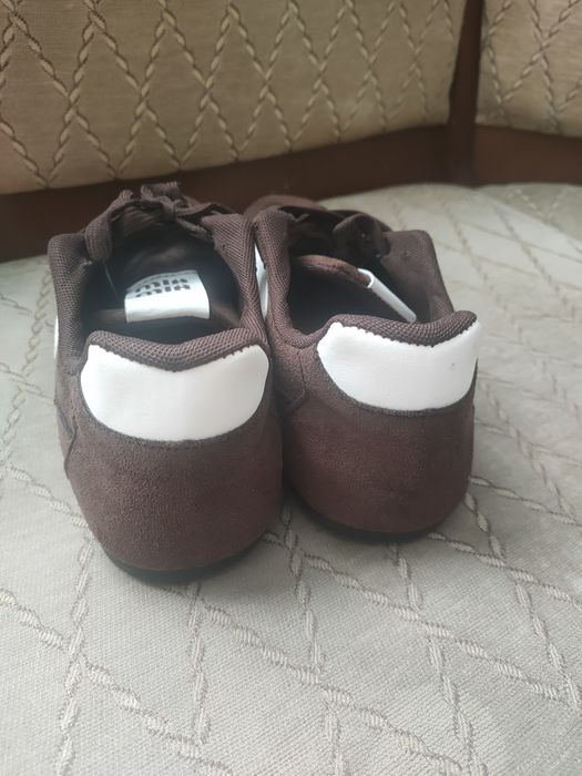 Кроссовки детские