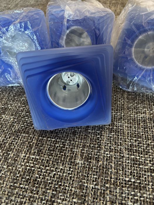 Светильники софиты -4 шт цвет синий