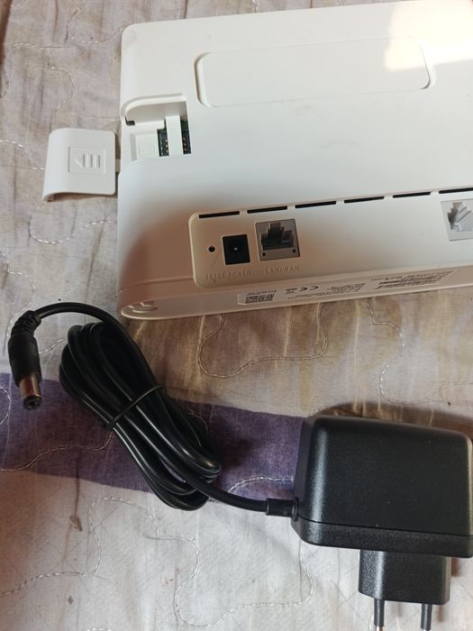 Продам wife роутер Беспроводной маршрутизатор со слотом для SIM