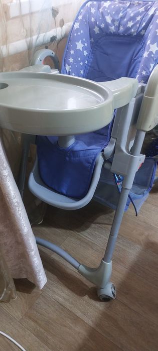 Столик для кормления