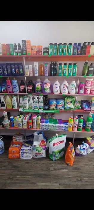 Продаётся 1 ком кв магазин