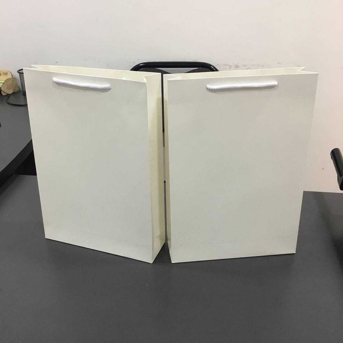 Печать книги, визитки, флаейра, распечатка А4 А5 А3  ЧБ, цветной и др.