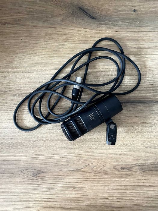 Audio-Technica AT2040 + M-Audio M-Track Solo + стойка