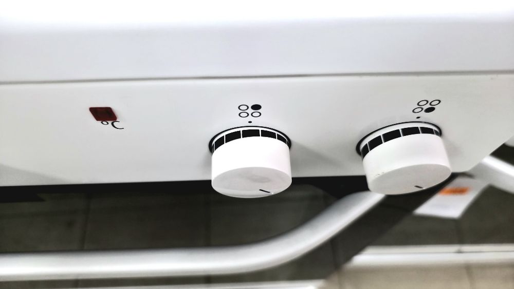 Печка с индукционни котлони Voss Electrolux ELI23020 с каталитичното самопочистване/ 2г.гаранция