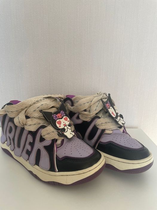 Кроссовки Куроми