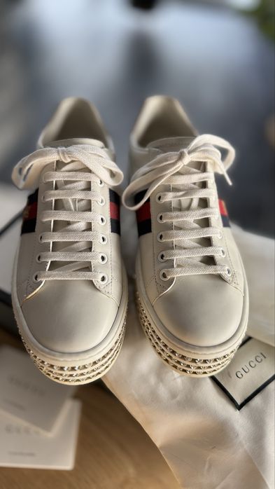 Vand gucci originali !!!