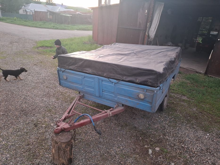 Прицеп продам легковой
