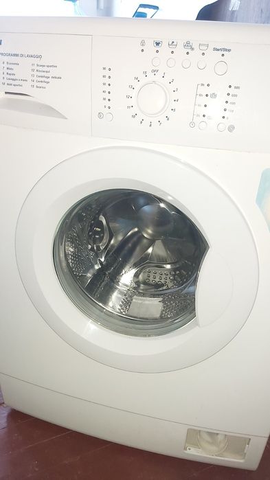 Пералня тип слим