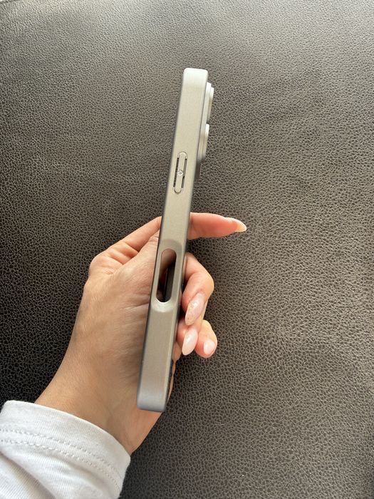 Матов стъклен кейс за 16pro