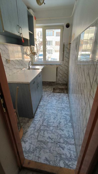 Vand/Schimb Apartament 2 Cam. Parter Central Cabinet/Spatiu Comer. !!!