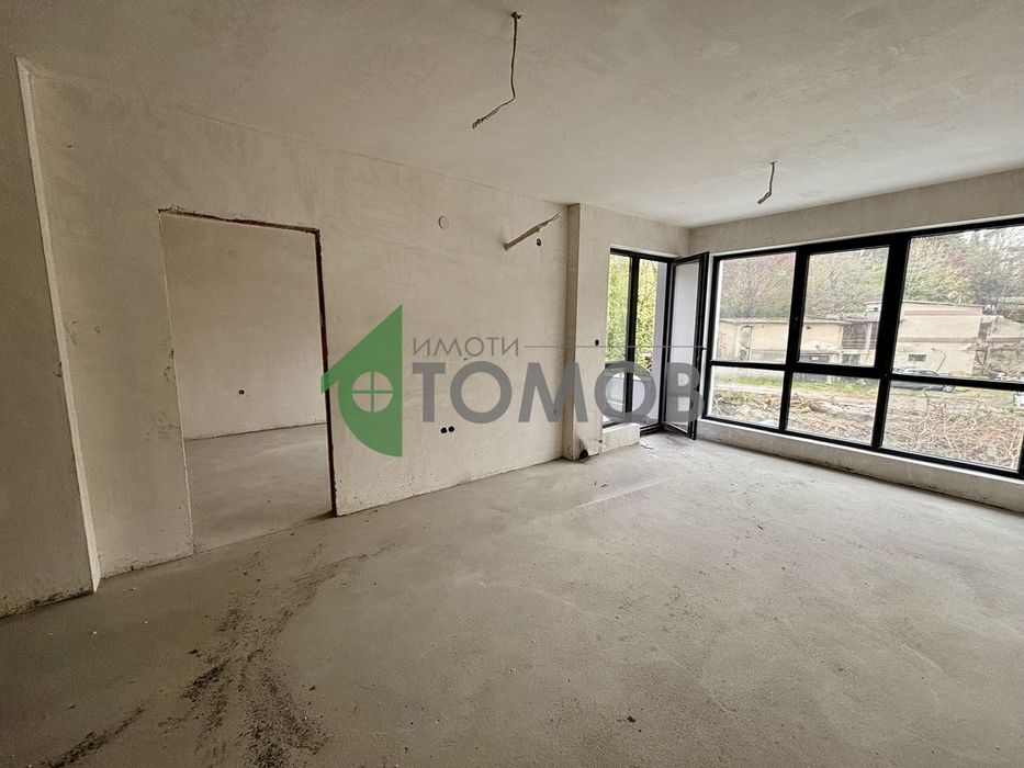 Чудесен тристаен апартамент ново строителство на Аязмото