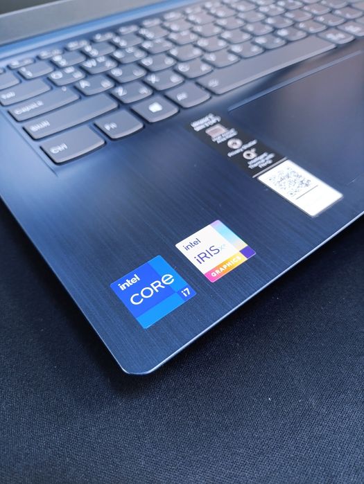 Lenovo IdeaPad 3 i7 14.0