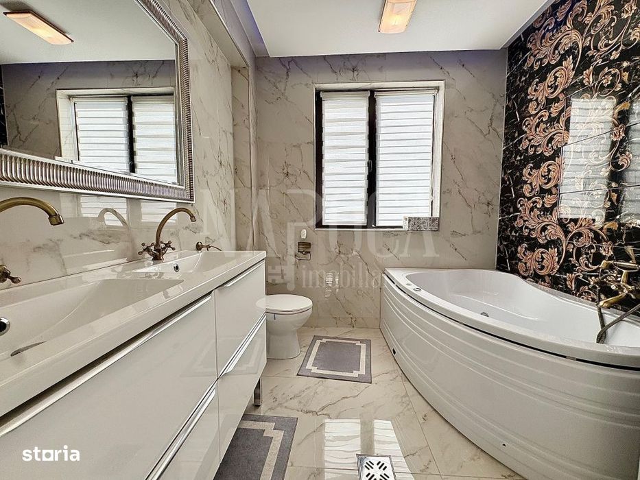Casa 4 camere de vanzare in Floresti
