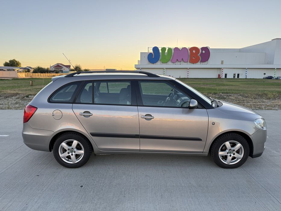 SKODA Fabia 2009 — imagine 3