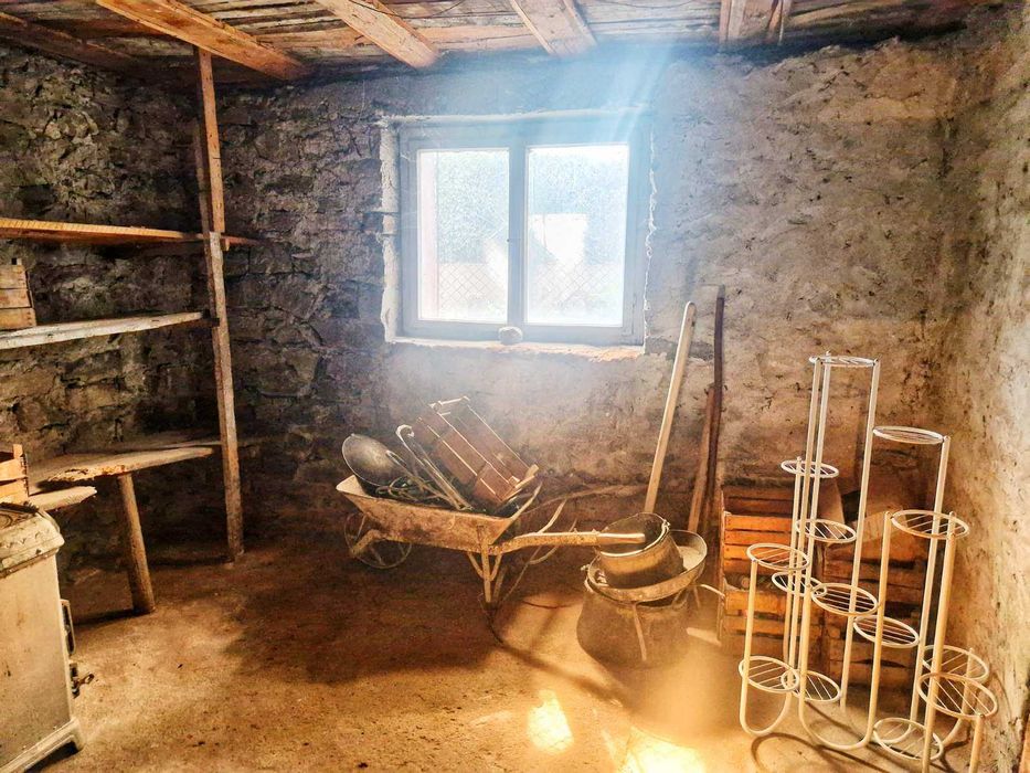 Имот Корект продава Етаж от къща и Гараж, ЦГЧ, Асеновград