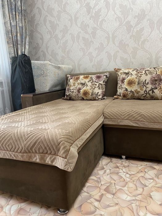 Диван и стенка в оличном состоянии