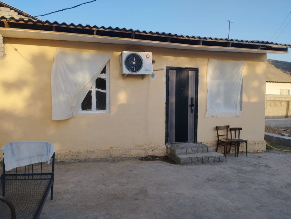 Hovli joy sotiladi 4.5 sotix 2 xona