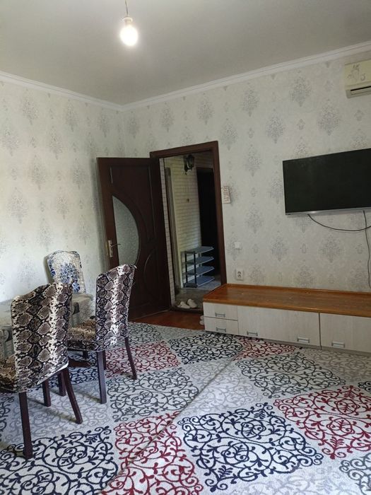 Arenda chilonzor metro 2xona beriladi faqat qizlarga
