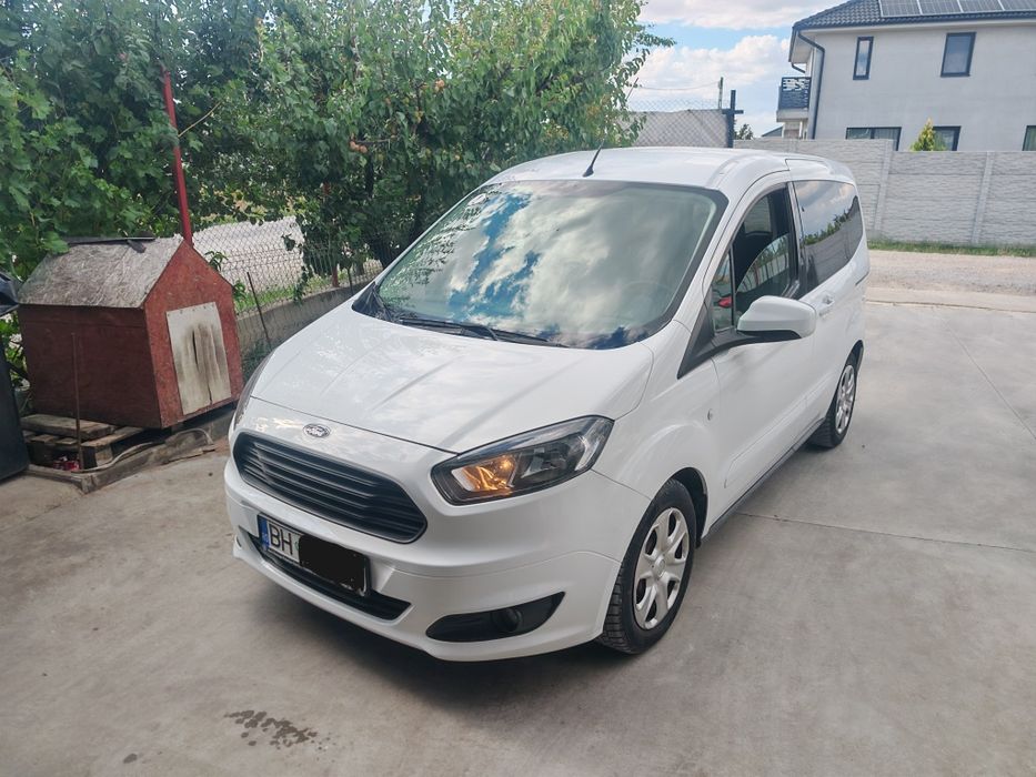 FORD Courier