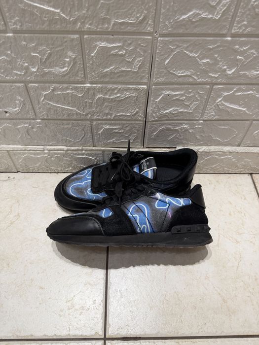 Valentino Garavavani Rockrunner 43
