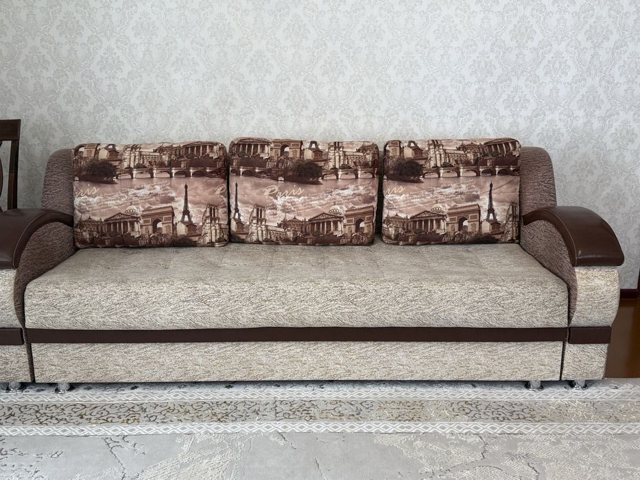 Продам диван и два кресла