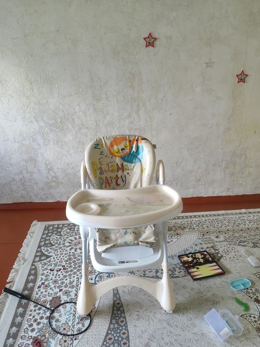 Детский столик в отличном состоянии