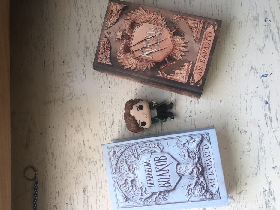 Книги разных жанров