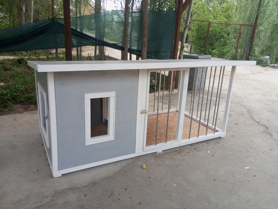 Продается домик для собак.