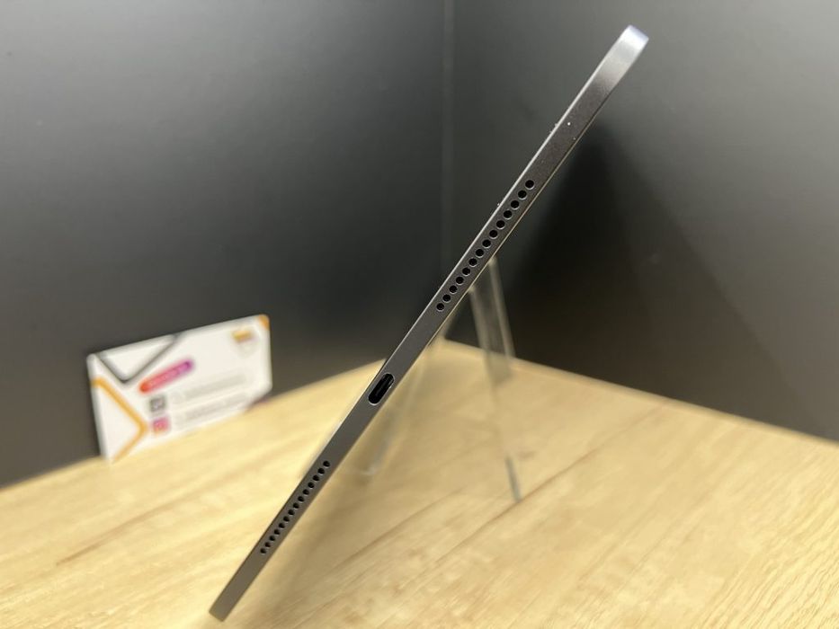 iPad Pro 11" M4 256Gb Space black Second-Hand Foarte Bun 2 ani garanți