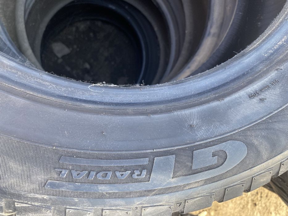 На 18 255/55  4 в наличии