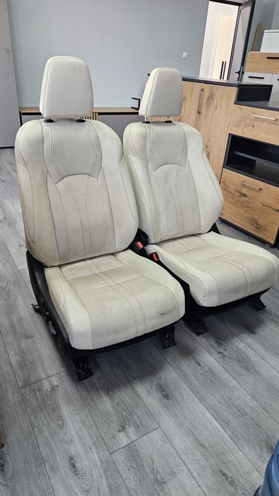 Седалки за Lehus RX 450h