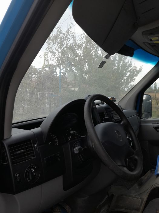 Vând Mercedes Sprinter
