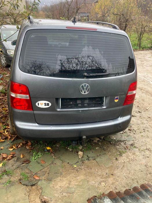 Dezmembrez VW Touran 1.9 TDI BKC